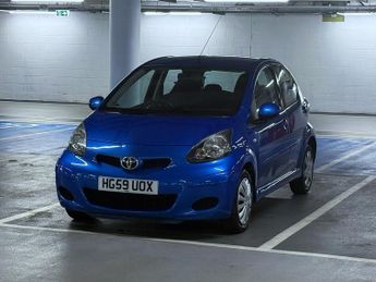 Toyota Aygo 1.0 VVT-i Blue Hatchback 5dr Petrol MultiMode Euro 4 (67 bhp)