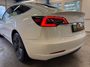 Tesla Model 3 (Dual Motor) Performance Saloon 4dr Electric Auto 4WDE (Performa
