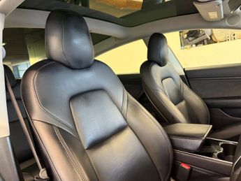 Tesla Model 3 (Dual Motor) Performance Saloon 4dr Electric Auto 4WDE (Performa