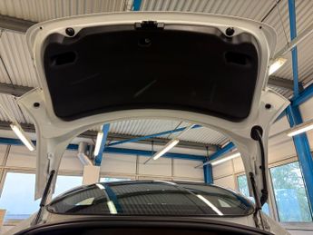 Tesla Model 3 (Dual Motor) Performance Saloon 4dr Electric Auto 4WDE (Performa