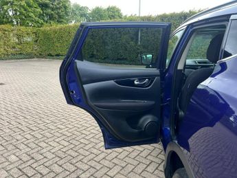 Nissan Qashqai 1.5 dCi n-tec+ SUV 5dr Diesel Manual 2WD Euro 6 (s/s) (110 ps)