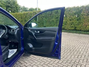 Nissan Qashqai 1.5 dCi n-tec+ SUV 5dr Diesel Manual 2WD Euro 6 (s/s) (110 ps)