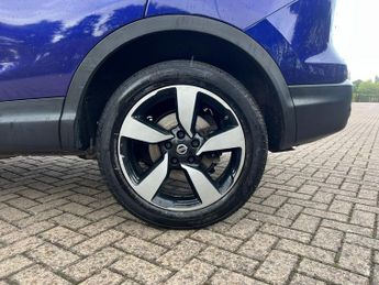Nissan Qashqai 1.5 dCi n-tec+ SUV 5dr Diesel Manual 2WD Euro 6 (s/s) (110 ps)