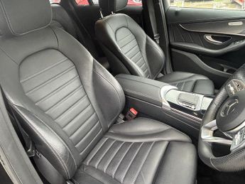 Mercedes-Benz EQC EQC 400 80kWh AMG Line SUV 5dr Electric Auto 4MATIC (408 ps)