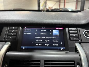 Land Rover Discovery Sport 2.0 TD4 HSE SUV 5dr Diesel Auto 4WD Euro 6 (s/s) (180 ps)