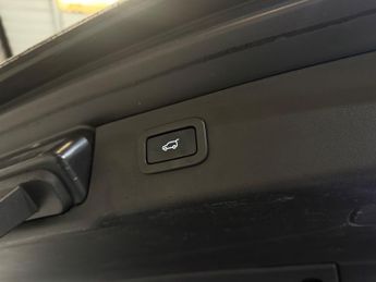 Jaguar XF 2.0d Prestige Sportbrake 5dr Diesel Auto Euro 6 (s/s) (163 ps)