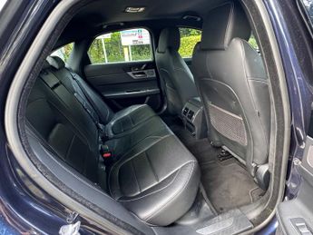 Jaguar XF 2.0d R-Sport Saloon 4dr Diesel Auto Euro 6 (s/s) (180 ps)