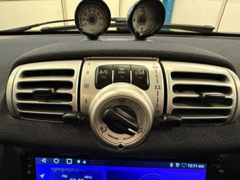 Smart ForTwo 1.0 Grandstyle Coupe 2dr Petrol SoftTouch Euro 5 (84 bhp)