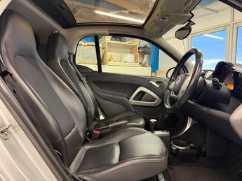 Smart ForTwo 1.0 Grandstyle Coupe 2dr Petrol SoftTouch Euro 5 (84 bhp)