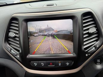 Jeep Cherokee 2.2 MultiJetII Limited SUV 5dr Diesel Auto 4WD Euro 6 (s/s) (200