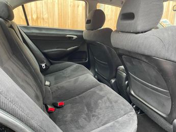 Honda Civic 1.3 IMA ES Saloon 4dr Petrol Hybrid Automatic (109 g/km, 93 bhp)