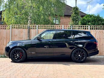 Land Rover Range Rover 4.4 SD V8 Autobiography SUV 5dr Diesel Auto 4WD Euro 6 (s/s) LWB