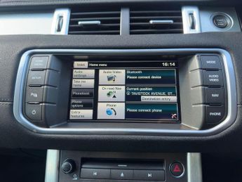 Land Rover Range Rover Evoque 2.2 SD4 Pure Tech SUV 5dr Diesel Auto 4WD Euro 5 (s/s) (190 ps)