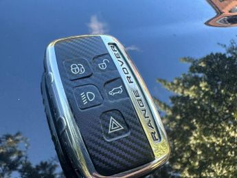 Land Rover Range Rover Evoque 2.2 SD4 Pure Tech SUV 5dr Diesel Auto 4WD Euro 5 (s/s) (190 ps)