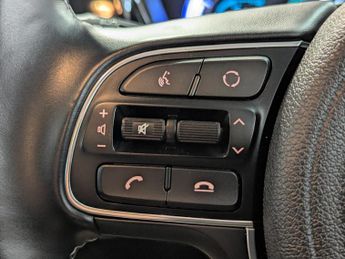 Kia Niro 1.6 GDi 2 SUV 5dr Petrol Hybrid DCT Euro 6 (s/s) (139 bhp)