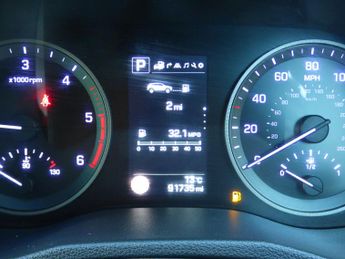 Hyundai Tucson 2.0 CRDi Premium SUV 5dr Diesel Auto 4WD Euro 6 (136 ps)