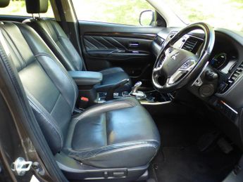 Mitsubishi Outlander 2.0h 12kWh GX4h SUV 5dr Petrol Plug-in Hybrid CVT 4WD Euro 6 (s/