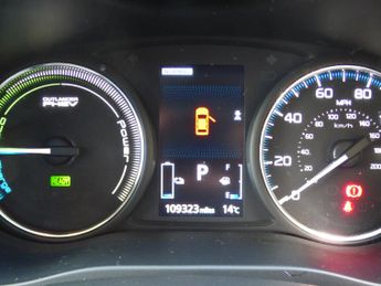 Mitsubishi Outlander 2.0h 12kWh GX4h SUV 5dr Petrol Plug-in Hybrid CVT 4WD Euro 6 (s/