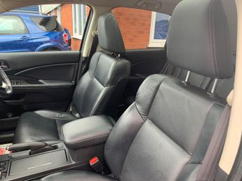 Honda CR-V 2.2 i-DTEC EX SUV 5dr Diesel Auto 4WD Euro 5 (150 ps) 1 OWNER TO