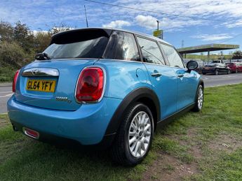 Mini Hatch 1.5 Cooper D Hatchback 5dr Diesel Auto Euro 6 (s/s) (116 ps) 1 O
