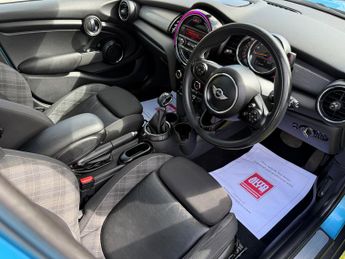 Mini Hatch 1.5 Cooper D Hatchback 5dr Diesel Auto Euro 6 (s/s) (116 ps) 1 O