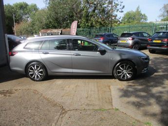 Vauxhall Insignia 2.0 Turbo D BlueInjection Tech Line Nav Sports Tourer 5dr Diesel