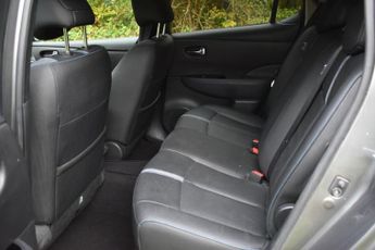 Nissan LEAF 40kWh Tekna Auto 5dr