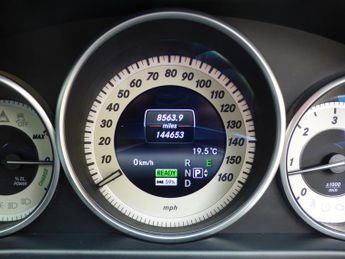 Mercedes-Benz E Class 2.1 E300dh BlueTEC AMG Line Estate 5dr Diesel Hybrid G-Tronic+ E