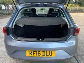 SEAT Leon 1.6 TDI SE Dynamic Technology Hatchback 5dr Diesel DSG Euro 6 (s