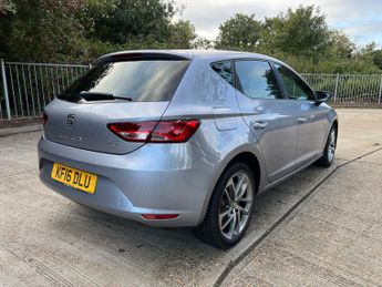 SEAT Leon 1.6 TDI SE Dynamic Technology Hatchback 5dr Diesel DSG Euro 6 (s
