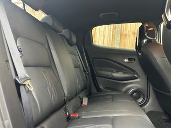 Nissan Juke 1.0 DIG-T Tekna SUV 5dr Petrol DCT Auto Euro 6 (s/s) (117 ps)