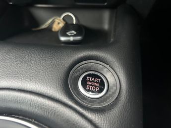 Nissan Juke 1.0 DIG-T Tekna SUV 5dr Petrol DCT Auto Euro 6 (s/s) (117 ps)