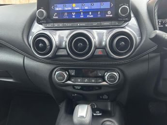 Nissan Juke 1.0 DIG-T Tekna SUV 5dr Petrol DCT Auto Euro 6 (s/s) (117 ps)