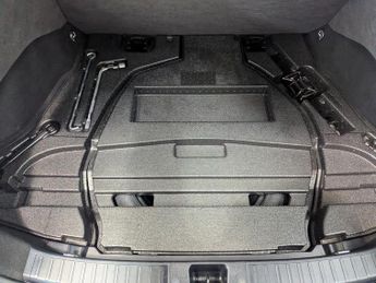 Toyota Prius 1.8 VVT-h Business Edition Plus Hatchback 5dr Petrol Hybrid CVT 