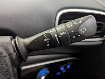 Toyota Prius 1.8 VVT-h Business Edition Plus Hatchback 5dr Petrol Hybrid CVT 