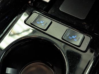 Toyota Prius 1.8 VVT-h Business Edition Plus Hatchback 5dr Petrol Hybrid CVT 