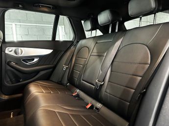 Mercedes-Benz C Class 2.1 C250d AMG Line (Premium Plus) Estate 5dr Diesel 7G-Tronic+ E