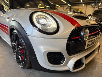 Mini Hatch 2.0 John Cooper Works Hatchback 3dr Petrol Auto 8 Spd Euro 6 (s/