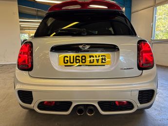 Mini Hatch 2.0 John Cooper Works Hatchback 3dr Petrol Auto 8 Spd Euro 6 (s/
