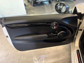 Mini Hatch 2.0 John Cooper Works Hatchback 3dr Petrol Auto 8 Spd Euro 6 (s/