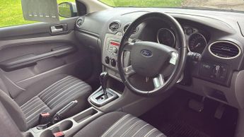Ford Focus 1.6 Style Hatchback 5dr Petrol Automatic (184 g/km, 99 bhp)