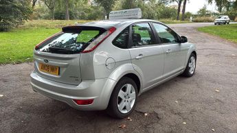 Ford Focus 1.6 Style Hatchback 5dr Petrol Automatic (184 g/km, 99 bhp)
