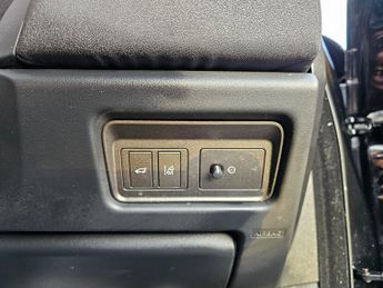 Land Rover Range Rover Evoque 2.0 TD4 HSE Dynamic SUV 5dr Diesel Auto 4WD Euro 6 (s/s) (180 ps