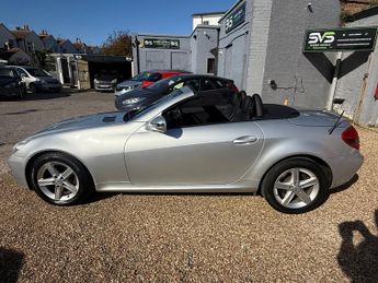 Mercedes-Benz SLK 3.0 SLK280 Convertible 2dr Petrol 7G-Tronic (216 g/km, 231 bhp)
