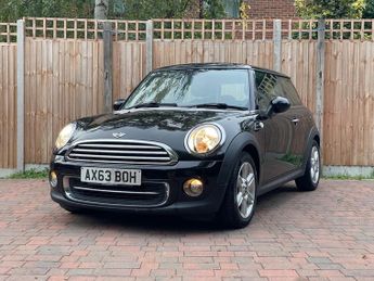 MINI Hatch 1.6 Cooper Hatchback 3dr Petrol Manual Euro 5 (s/s) (122 ps)