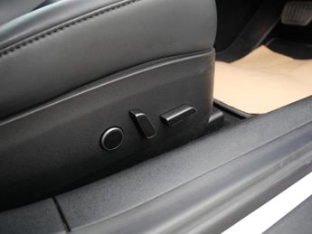 Tesla Model 3 Standard Range Plus Electric Auto RWD (241 bhp) 4dr