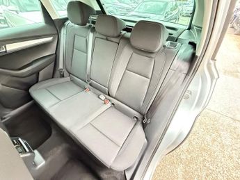 Skoda Karoq 1.5 TSI ACT SE Drive SUV 5dr Petrol DSG Euro 6 (s/s) (150 ps)