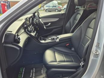 Mercedes-Benz C Class 2.0 C200 Sport Saloon 4dr Petrol 7G-Tronic+ Euro 6 (s/s) (184 ps