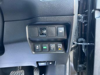 Nissan Qashqai 1.2 DIG-T n-tec+ SUV 5dr Petrol XTRON 2WD Euro 6 (s/s) (115 ps)