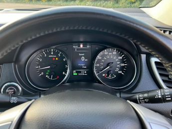Nissan Qashqai 1.2 DIG-T n-tec+ SUV 5dr Petrol XTRON 2WD Euro 6 (s/s) (115 ps)